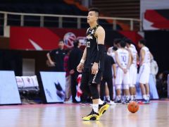 苏群:除了伤病,罚款未缴也是郭艾伦首战缺席原因