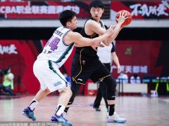 李京龙三分6中5助广州险胜北控