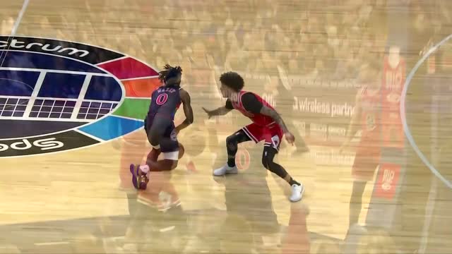 【2021年11月04日 公牛vs76人集锦】别看我年轻 马克西生突球哥拉杆上篮