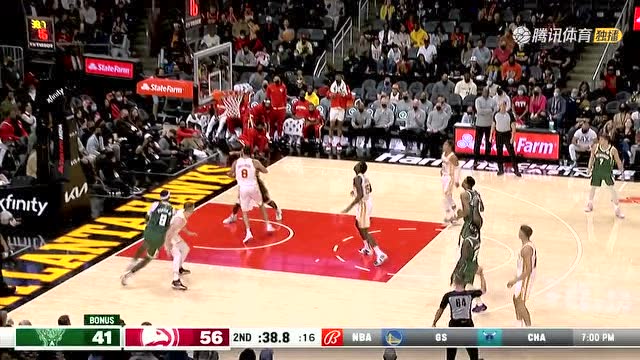 【2021年11月15日 雄鹿vs老鷹集錦】欺負(fù)咱家沒(méi)人？霍勒迪二話(huà)不說(shuō)三分蓄力助隊(duì)追分