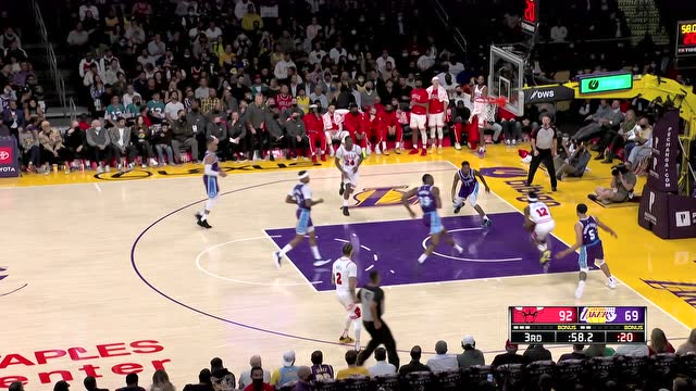 【2021年11月16日 公牛vs湖人集錦】還得看霍師傅 籃下釘板大帽震撼全場