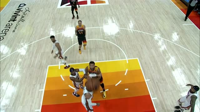 【2021年11月27日 鵜鶘vs爵士集錦】擁有一雙滑板鞋！博格達(dá)諾維奇風(fēng)騷腳步繞開防守瀟灑跳投