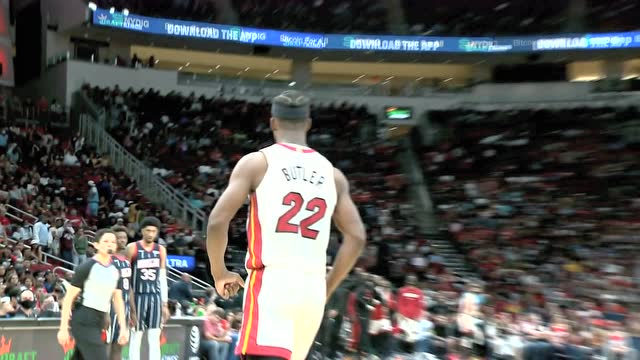 【2022年01月01日 热火vs火箭集锦】简单朴素流!巴特勒攻防结合一挑二打成2+1