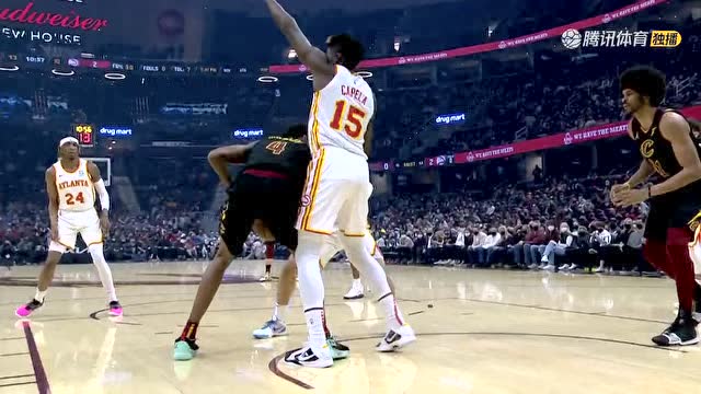 【2022年01月01日 老鹰vs骑士集锦】任你怎么防！莫布利夹缝求生递手阿伦强打2+1