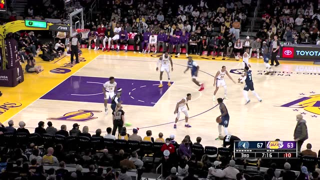 【2022年01月03日 森林狼vs湖人集錦】葉底穿花瞞天過海 范德比爾特助攻里德達(dá)成2+！