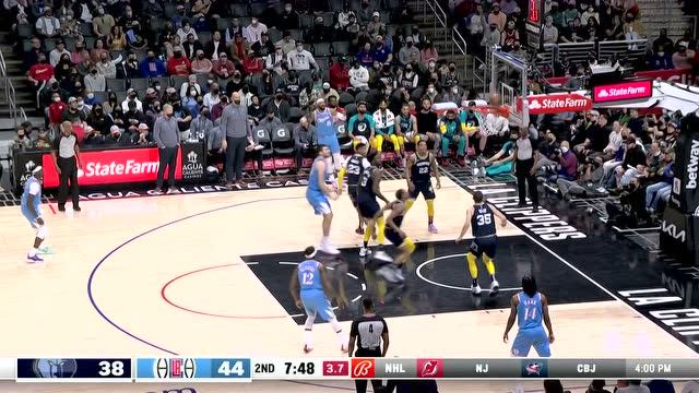 【2022年01月09日 灰熊vs快船集錦】配合天衣無縫！梅爾頓眼疾手快橫傳貝恩上籃打進