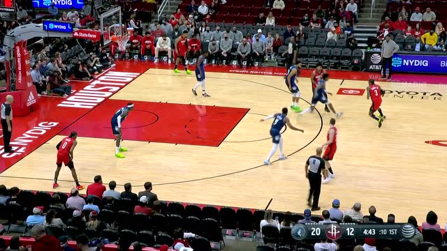【2022年01月10日 森林狼vs火箭集錦】亂花叢中過片葉不沾身 小波特三人合圍瀟灑拉桿