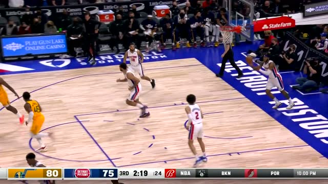 【2022年01月11日 爵士vs活塞集錦】一個轉身空空如也 米切爾猶如無人之境輕松上籃