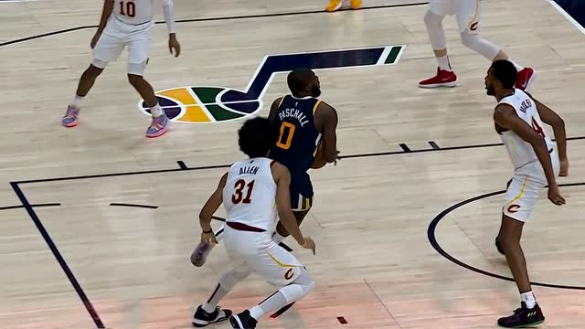 【2022年01月13日 騎士vs爵士集錦】就你打球挺強(qiáng)硬??？莫布里無情大帽帕斯卡爾