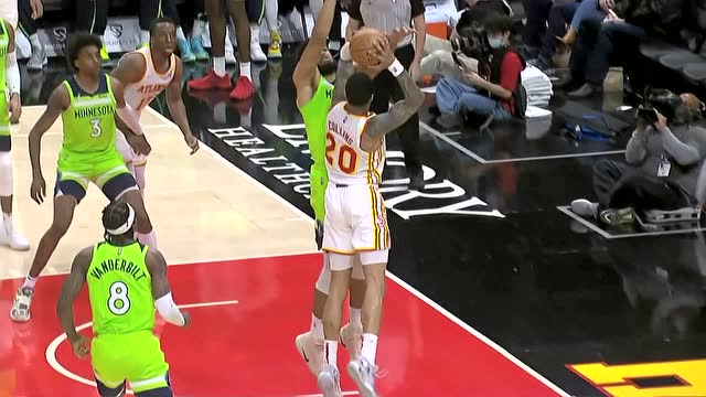 【2022年01月20日 森林狼vs老鹰集锦】场面过于残忍 唐斯强行摁帽科林斯如同抓小鸡
