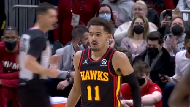 【2022年01月22日 热火vs老鹰集锦】一招一式都是细节 特雷杨后撤步中距离应声入网