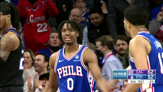【2022年01月30日 国王vs76人集锦】无所畏惧小钢炮 马克西顶飞防守抛投命中打成2+1