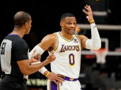 NBA常規(guī)賽開拓者vs湖人全場錄像回放集錦(2022年2月03日）