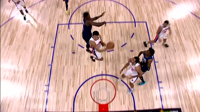 【2022年02月04日 森林狼vs活塞集锦】这个空中躲闪有点东西!杰克逊空中躲避挑篮命中高难度进球