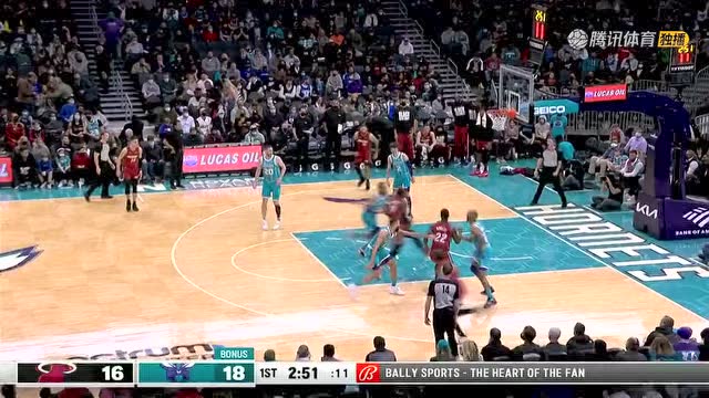 【2022年02月06日 热火vs黄蜂集锦】看准机会就是一脚油门 阿德巴约突然加速打板上篮2+1