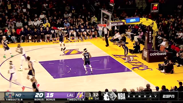 【2022年02月28日 鵜鶘vs湖人集錦】塔克妙傳內(nèi)線老詹輕松取分 再拉回三分無(wú)視防守
