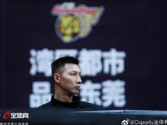 历史第一！易建联8年6次CBA全明星票王 追平王治郅纪录