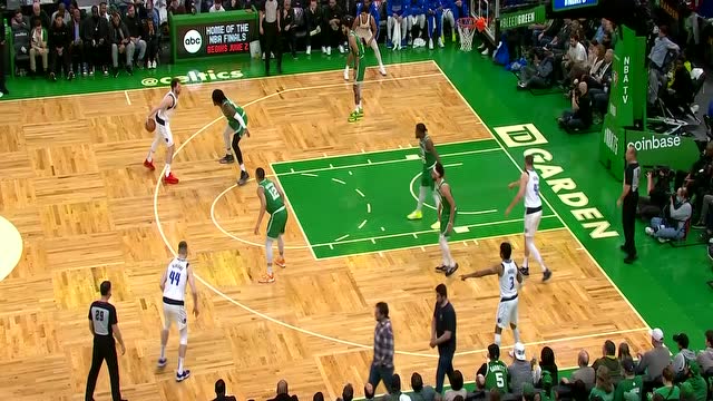 【2022年03月14日 独行侠vs凯尔特人集锦】独行侠95-92凯尔特人 东契奇26+8+8丁威迪准绝杀独行侠终结绿军5连胜