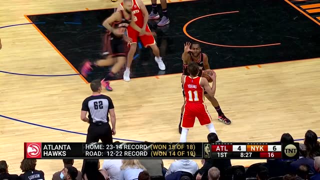 【2022年03月23日 老鹰vs尼克斯集锦】纽约球迷颤抖了吗 特雷杨超远三分一击中的