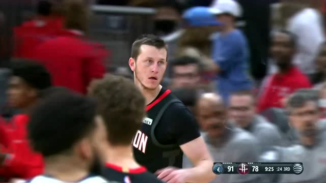 【2022年04月04日 森林狼vs火箭集錦】標志性打法毫不講理 馬修斯轅門射戟接球就射