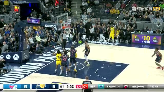 【2022年04月06日 76人vs步行者集錦】不慌不慌！泰勒飛身摘板鉆1v3夾縫求生雙手暴扣