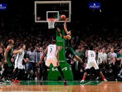 NBA球员对杰森·塔图姆赢得比赛的上篮，凯尔特人队和篮网队之间的疯狂射门做出了反应