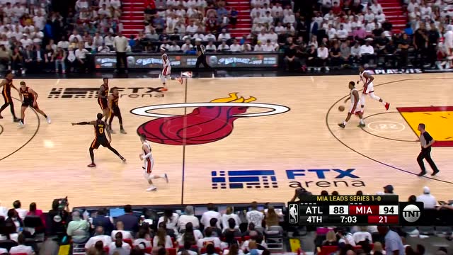 【2022年04月20日 老鹰vs热火集锦】炮弹传球精准直塞 特雷杨妙传科林斯内线建功