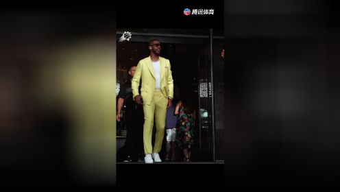 【2022年04月25日 太阳vs鹈鹕集锦】炮哥这一身黄色西装穿搭！太阳老大气质尽显
