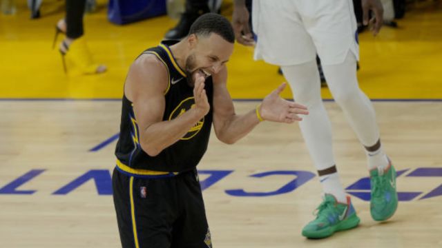 【2022年05月19日 独行侠vs勇士集锦】独行侠vs勇士五佳球 格林库里合力封盖 卢尼隔扣东契奇