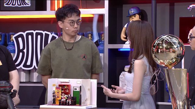 【2022年06月06日 凯尔特人vs勇士集锦】郎佳子彧带面塑作品 现场教学用面塑文化还原奥布莱恩杯