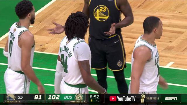 【2022年06月09日 勇士vs凱爾特人集錦】小心牛魔王的芭蕉扇 羅威排球大帽將庫(kù)里上籃扇飛到觀眾席