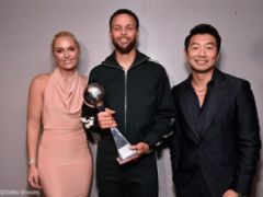 在今年的《ESPY》中，卡里獲得最佳NBA球員獎(jiǎng)，沃里亞斯獲得最佳球隊(duì)獎(jiǎng)