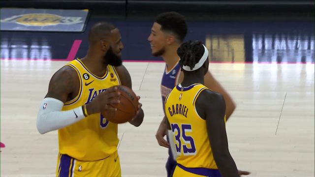 【2022年10月06日】NBA季前赛:太阳vs湖人第1节原声解说回放