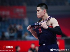 广州男篮加时终结北京男篮三连胜 陈盈骏14+8献关键球