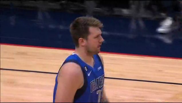 【2022年10月26日】 NBA常規(guī)賽:獨行俠vs鵜鶘第1節(jié)中文解說回放