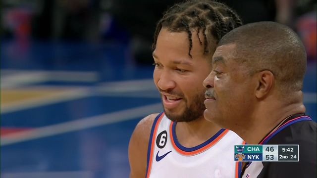 【2022年10月27日】NBA常規(guī)賽:黃蜂vs尼克斯第2節(jié)原聲解說回放