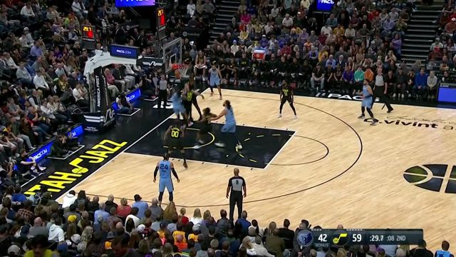 【2022年11月01日 灰熊vs爵士集錦】這就是腰王的實力 莫蘭特長驅(qū)直入滯空拉桿