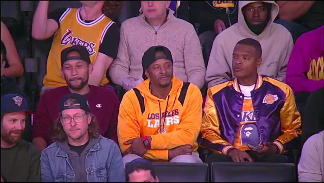 【2022年11月03日】NBA常規(guī)賽:鵜鶘vs湖人第1節(jié)英文原聲回放