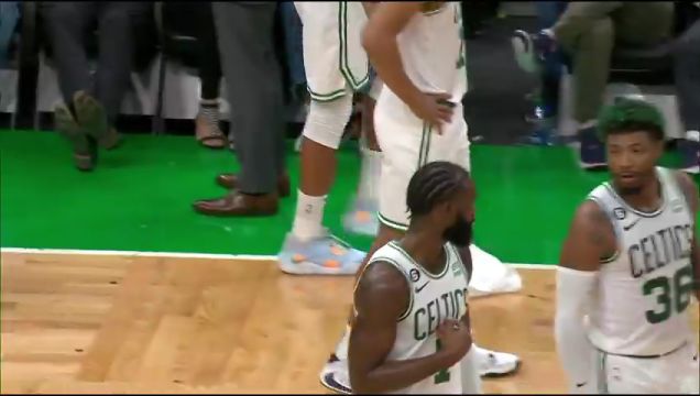 【2022年11月05日】NBA常規(guī)賽:公牛vs凱爾特人第3節(jié)英文原聲回放