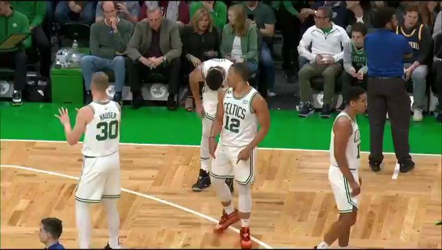 【2022年11月05日】NBA常規(guī)賽:公牛vs凱爾特人第2節(jié)英文原聲回放