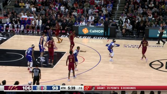 【2022年11月08日 骑士vs快船集锦】老将乐福主宰比赛!乐福两记空位三分提前收割比赛