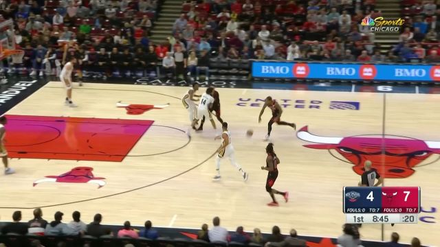 【2022年11月10日 鵜鶘vs公牛集錦】一身鋼筋鐵骨 德羅贊強(qiáng)硬突破懟飛英格拉姆打成2+1