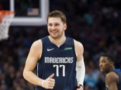 開拓者vs獨行俠全場錄像回放-NBA常規(guī)賽（2022年11月13日）