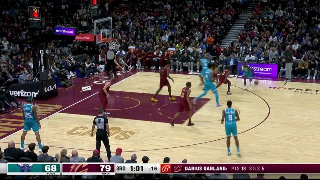 【2022年11月19日 黄蜂vs骑士集锦】罗齐尔灵蛇出洞突破防线 骑马射箭祭出高抛投洞穿球网