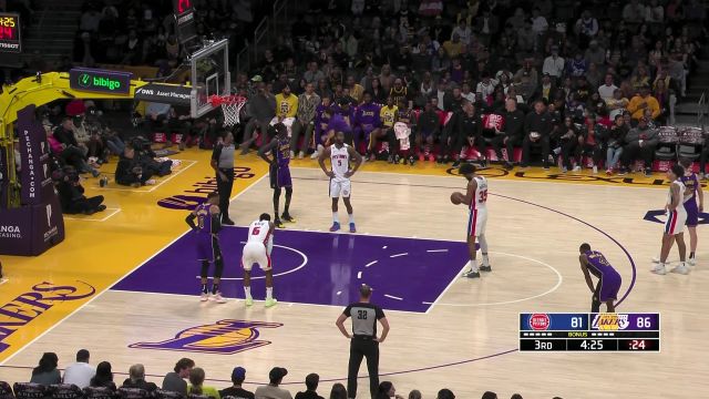 【2022年11月19日】NBA常規(guī)賽:活塞vs湖人第3節(jié)英文原聲回放