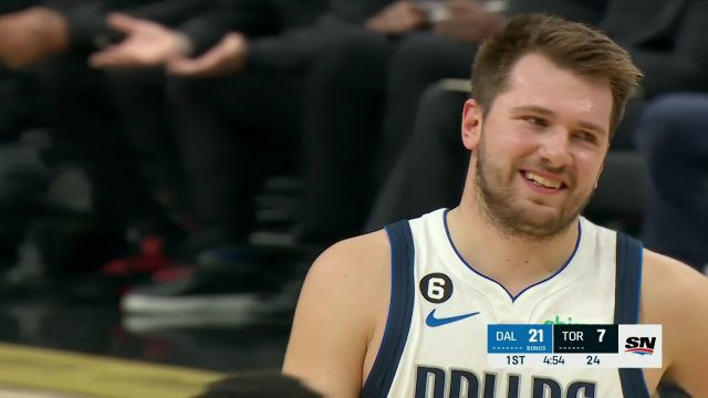 【2022年11月27日】NBA常規(guī)賽：獨(dú)行俠vs猛龍第1節(jié)中文解說回放