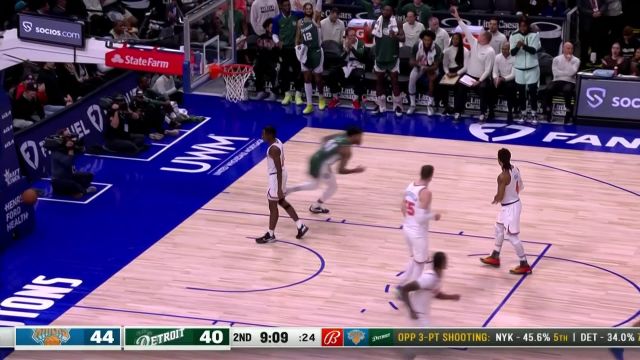 【2022年11月30日】NBA常規(guī)賽：尼克斯vs活塞第2節(jié)中文解說(shuō)回放