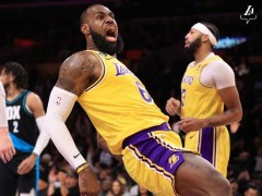 NBA常规赛开拓者vs湖人全场录像回放(2022年12月01日)