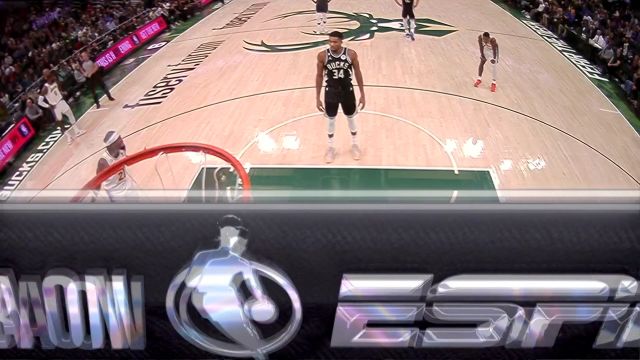 【2022年12月03日】NBA常規(guī)賽:湖人vs雄鹿第1節(jié)中文解說回放