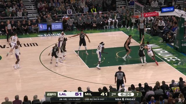【2022年12月03日】NBA常規(guī)賽:湖人vs雄鹿第2節(jié)英文原聲回放